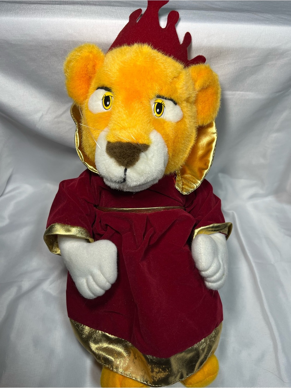 Vintage Liberty Toy Lion King Plush Robin Hood Red Robe 1994 Stuffed Animal